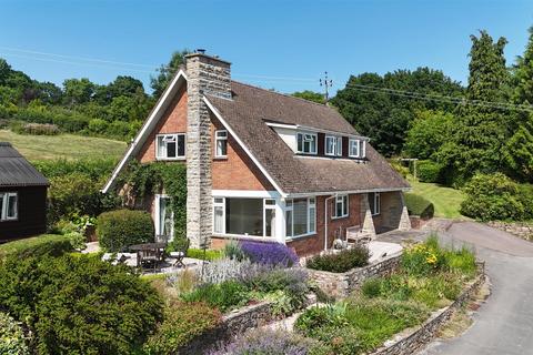 Longhope GL17 4 bed detached house for sale