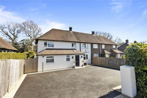 Alderbrook Close, East Sussex TN6 3 bed semi