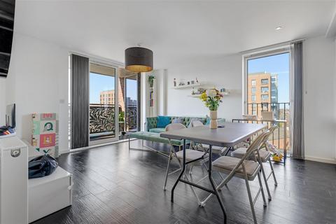 Pandora Court, Canning Town, E16 2 bed apartment for sale