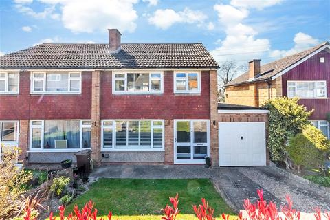 Biddenden Way, Gravesend DA13 3 bed semi