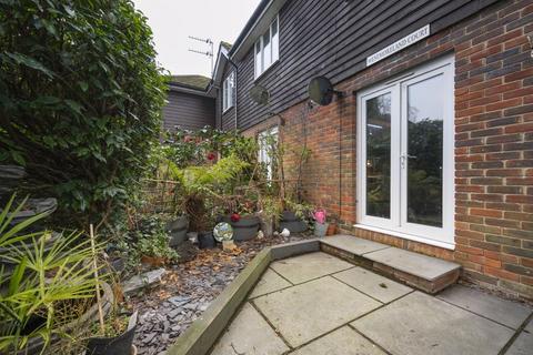 New Town, Uckfield 1 bed flat for sale