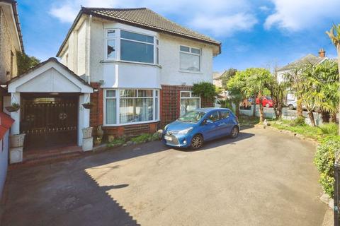 Charminster Avenue, Bournemouth BH9 4 bed detached house for sale