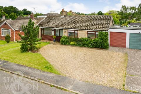 Proctor Close, Norwich NR14 3 bed detached bungalow for sale