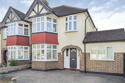 Ryecroft Avenue, Twickenham, TW2 4 bed semi