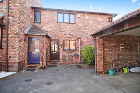 Rydale Mews, West Yorkshire WF5 2 bed apartment for sale