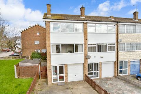 Beverley Close, Gillingham ME8 4 bed townhouse for sale