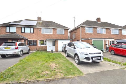 Porchester Road, Gloucester GL3 3 bed semi