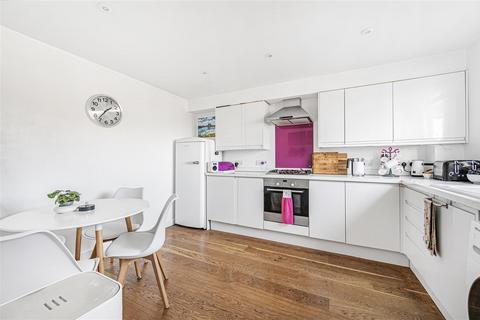 Union Close, Newhaven 3 bed house for sale