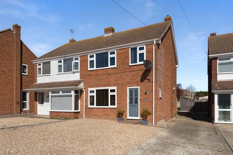 Sherwood Drive, Whitstable, Kent 3 bed semi