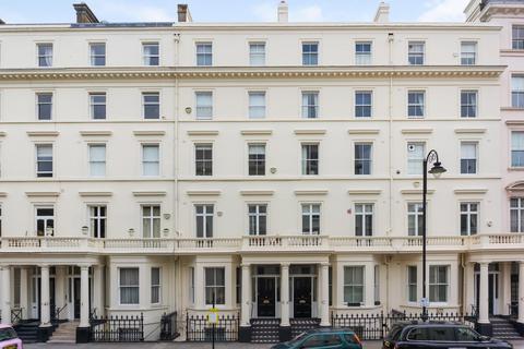 Stanhope Gardens, South Kensington SW7 2 bed apartment for sale