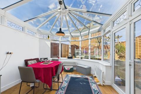 Cinderford Way, Bromley BR1 3 bed terraced house for sale