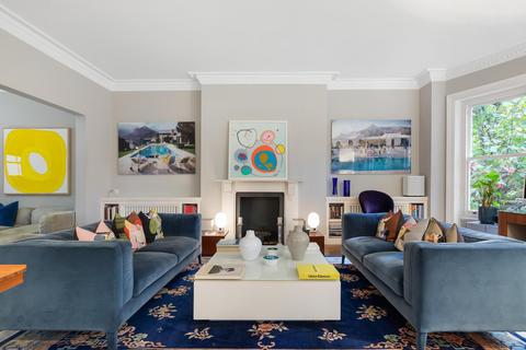 Earl's Court Square, London SW5 4 bed apartment for sale