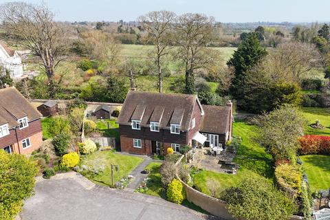 Dinton, Buckinghamshire 4 bed detached house for sale