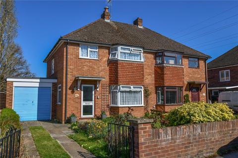 Reeves Way, Wokingham RG41 3 bed semi