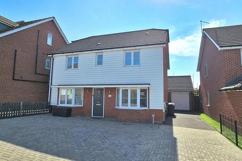 Willowbrook Close, Herne Bay, CT6 6FS 5 bed detached house for sale