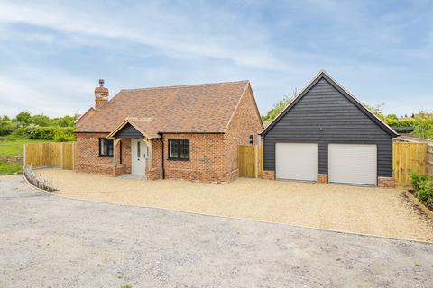 The Street, Sudbury CO10 2 bed detached bungalow for sale