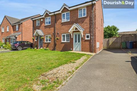 Castlemill Close, Stafford ST18 3 bed semi
