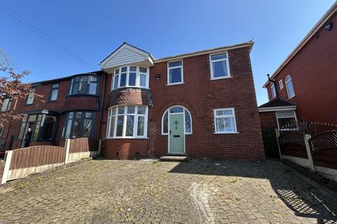 237 Broadway, Chadderton, OL9 8RR 5 bed semi
