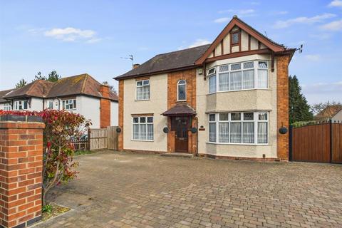 Kingsholm Road, Gloucester 3 bed detached house for sale