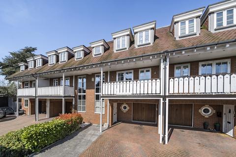 Southbank, Hextable, Swanley 3 bed house for sale