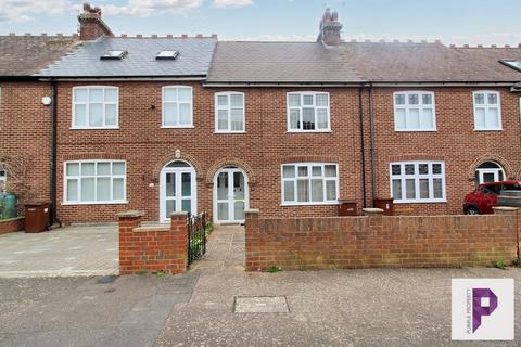 Allison Avenue,  Gillingham, ME7 3 bed terraced house for sale