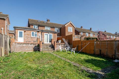 Hughenden Avenue, High Wycombe... 4 bed semi
