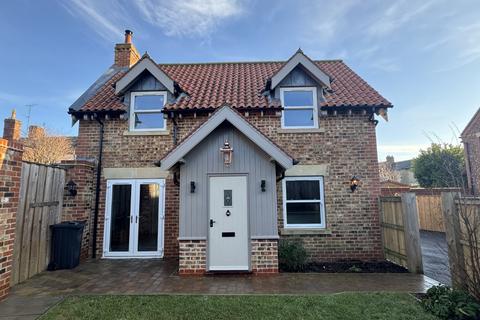 Westgate, Pickering YO18 2 bed detached house for sale