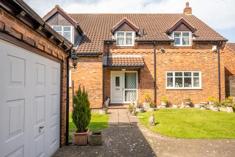 York YO23 5 bed detached house for sale