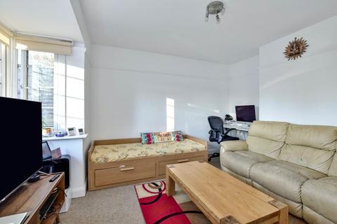 Station Road, Amersham, Bucks, HP7 3 bed detached house for sale