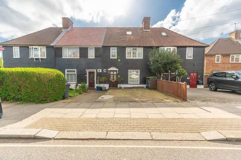 Watling Avenue, Edgware, HA8 3 bed semi