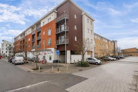 Kennet Island,  Reading,  Berkshire, ... 2 bed flat for sale