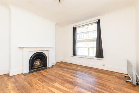 Parrock Street, Gravesend, Kent 1 bed ground floor flat for sale