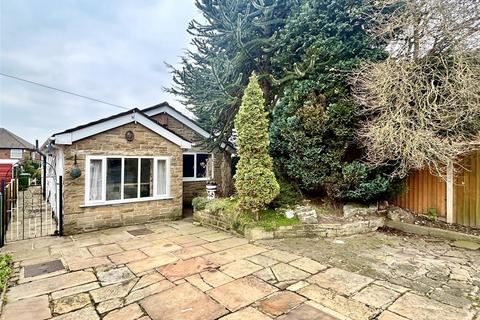 Westbourne Grove, Garforth, Leeds 3 bed detached bungalow for sale