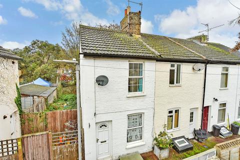 Saunders Street, Gillingham ME7 2 bed terraced house for sale