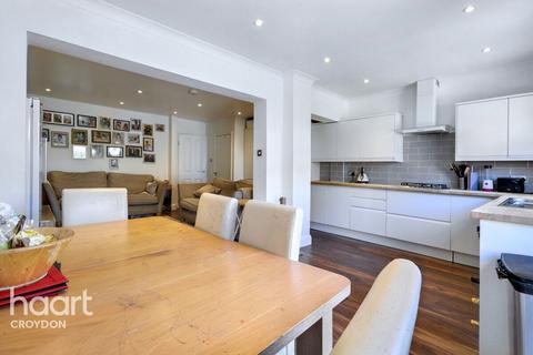 Kimberley Road, Croydon 4 bed terraced house for sale