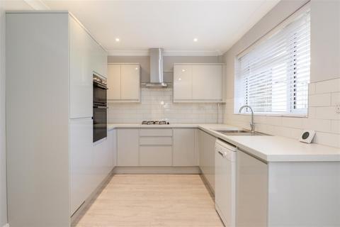 Masons Field, Mannings Heath, Horsham 4 bed detached bungalow for sale