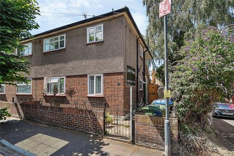 Colomb Street, London 2 bed maisonette for sale
