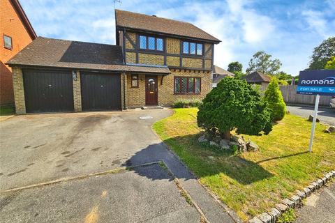 Rashleigh Court, Church Crookham, Fleet 4 bed detached house for sale