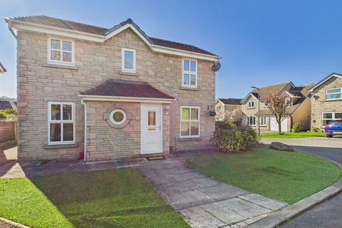 Bramble Close, Kendal LA9 3 bed detached house for sale