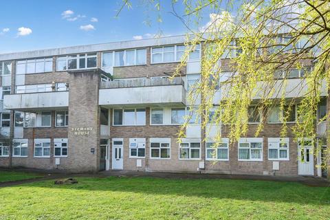 Sycamore Avenue, Hiltingbury... 2 bed flat for sale
