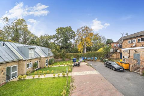 Elm Park, Stanmore, HA7 1 bed maisonette for sale