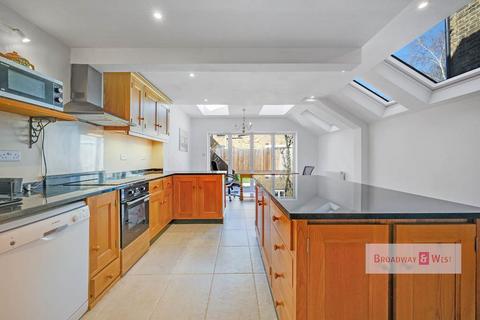 Claxton Grove, London, W6 4 bed terraced house for sale