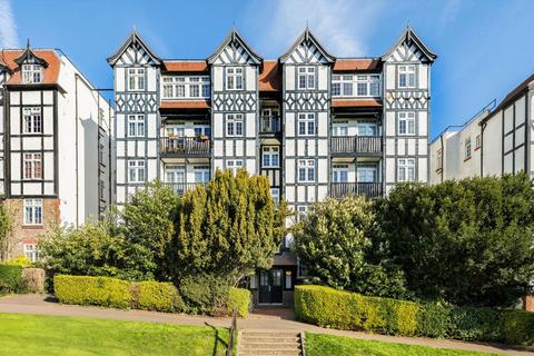 Makepeace Avenue, London N6 Studio for sale