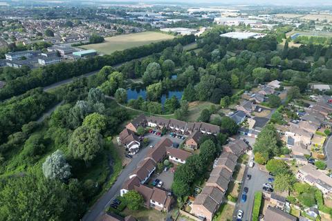 Sunnyside Close, Andover, Andover, SP10 4 bed semi
