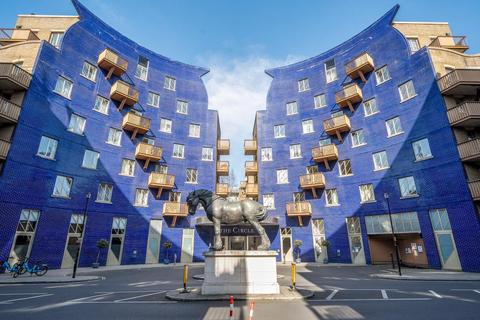 Queen Elizabeth Street, Southwark... 1 bed flat for sale
