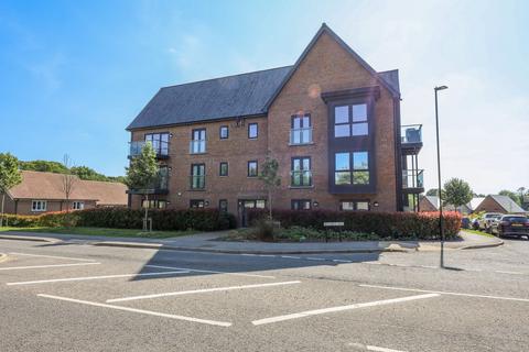 Craftmans Crescent, Priory Court, RH15 2 bed flat for sale