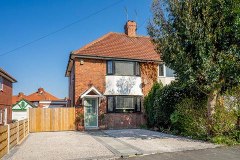 2 bedroom semi-detached house for sale