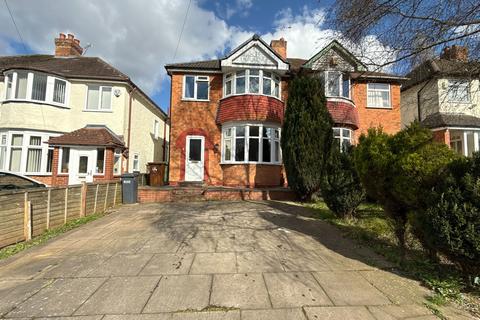 Acheson Road, Shirley, B90 2JA 3 bed semi