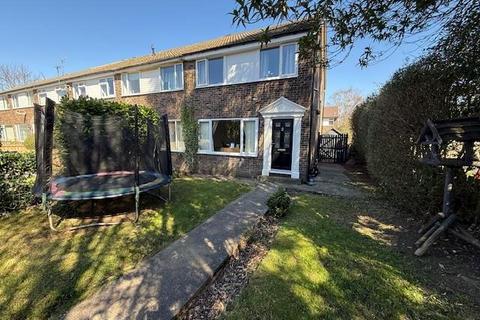 Cheltenham Road, Wrose, Bradford 3 bed townhouse for sale