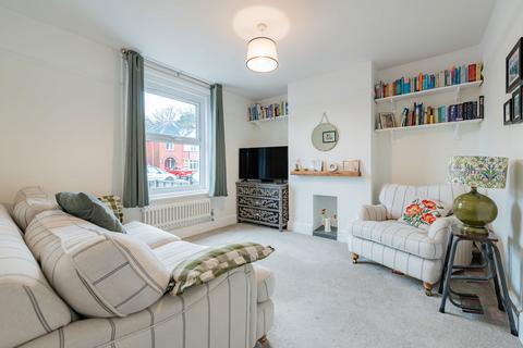 Southampton  SO19 2 bed semi